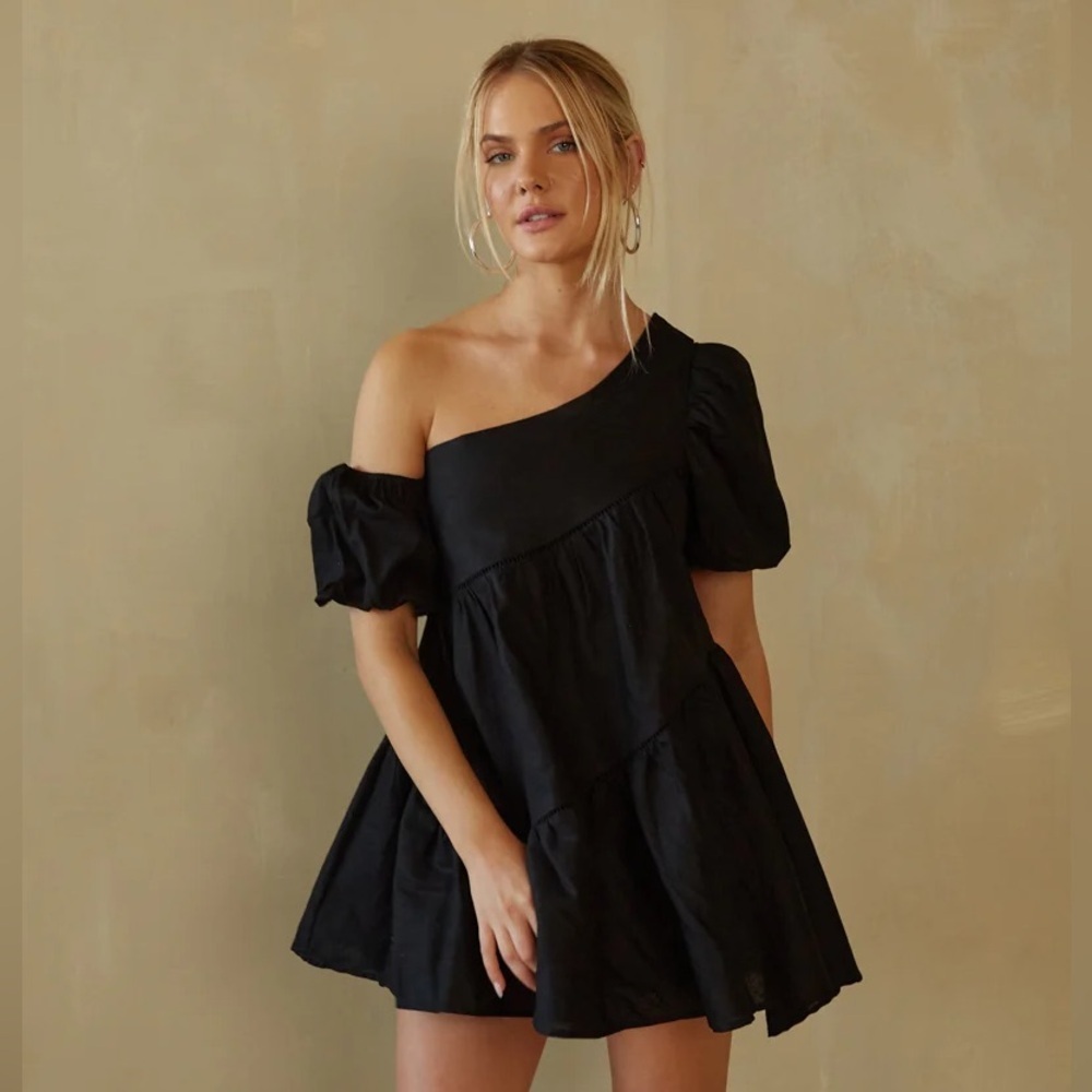 Showpo Black One-Shoulder Voluminous Sleeve Women’s Mini Dress US 4